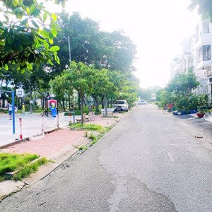 võ văn kiệt - hồ ngọc lãm - 6 x 15m - 4 tầng - đối diện công viên