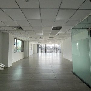 văn phòng đ. phổ quang giá tốt cho thuê, 150m2 - 300m2, view 2 mt, thoáng, vp mới