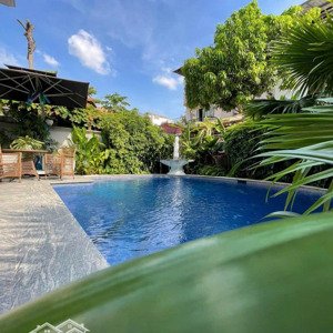 cho thuê căn biệt thự cao cấp nội khu nam thiên 3 phú mỹ hưng, quận 7 dt 366m2 5pn có hồ bơi