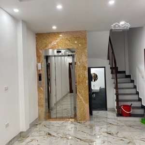 nhà xây 6 tầng - thang máy nhập khẩu - sát phố - giá nhỉnh 10 tỷ.