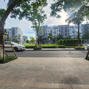 chính chủ bán nhà liền kề 75m² 2 mặt tiền view công viên và chung cư giá hữu nghị
