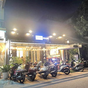 bán nhà và quán cafe ngang 8m đông hoà, dĩ an thu nhập 30tr