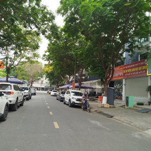 cho thuê nhà 1 trệt 2 lầu giá rẻ chỉ 10 tr