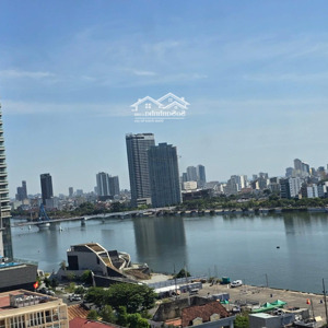 bán căn góc trực diện sông hàn view pháo hoa cao cấp tại đà nẵng plaza. liên hệ ngay