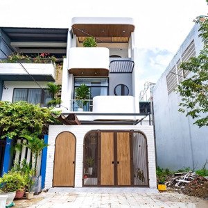nhà gần trung tâm tp. thủ dầu một - sổ sẵn - cắt lỗ nửa tỷ bán gấp