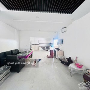 bán nhà 2 mặt tiền khu oasis city bến cát, dt 10.5x17m, 2 mặt thoáng mát. sẵn sổ