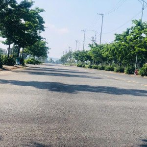 Bán đất Nền Dự án đẹp Tại Khu Dịch Vụ Hỗn Hợp Vsip Quảng Ngãi, Nhỉnh Hơn 2,2 Tỷ , 126 M2