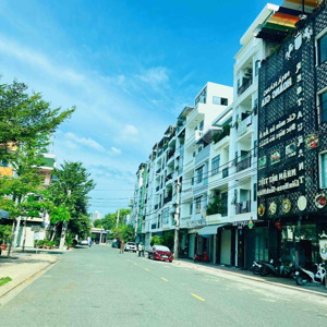 Cho Thuê Nhà 6 Tầng 10 Phòng Có Thang Máy đối Diện Công Viên Khu Acc Vườn Xoài, Thích Hợp Kd