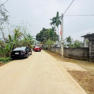 bán đất giáp ủy ban nhân dân xã cao dương
