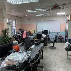 chính chủ cần cho thuê tầng 3, 4 toà nhà văn phòng mặt phố cầu diễn, phúc diễn, bắc từ liêm, hn