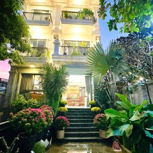 Biệt Thự đẳng Cấp Sang Trọng View Sông