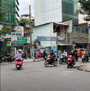 Chính Chủ Cho Thuê Mặt Bằng Kinh Doanh Căn Góc Ngã Ba Thành Thái, Quận 10 Gần Chung Cư Lớn