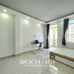 thuê ngay phòng 30m2, có ban công, full nội thất, tại điện biên phủ, bình thạnh
