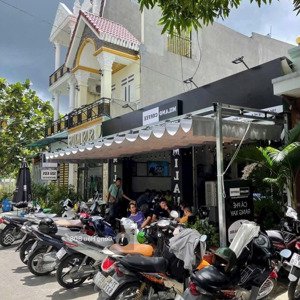 bán nhà mtkd gần chợ dĩ an 1, tp. dĩ an. dt: 211.8m2. (8x 26.6m). full thổ cư. giá: 10.5 tỷ tl