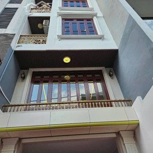 chính chủ bán nhà 5 tầng cạnh đường 3.5 và quốc lộ 32 lai xá, kim chung , hoài đức . lh 0975 669 63