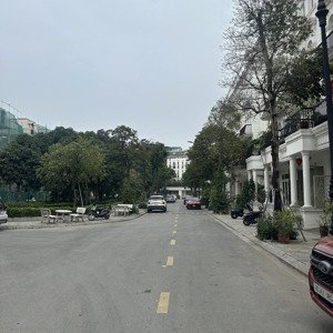 phân lô vỉa hè - ô tô tránh - thang máy - kinh doanh văn phòng - dt 105 m - giá 30 tỷ + nhà bán lo