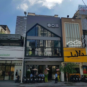 giá rẻ! bán nhà siêu khan hiếm mặt tiền trường sa phú nhuận (6,5x18m) 4 tầng hđ 92 tr/th giá 25 tỷ