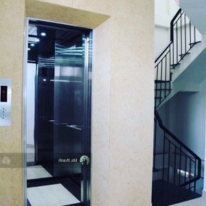 cho thuê 300m2 sàn tòa nhà văn phòng sát phố ẩm thực phan xích long, 12mx25m, chỉ 50 triệu/tháng.
