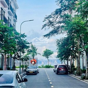 Do Chuyển Sinh Sống, Bán Căn Liền Kề 6 Tầng 81m2 Ven Biển Tại Trung Tâm Du Lịch Bãi Cháy, Hạ Long.
