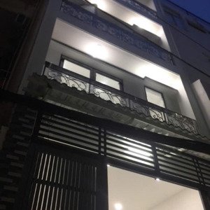 bán nhà 4tầng btct kiên cố, dt 4,9x9 trước nhà 4m, sát mặt tiền lý thái tổ, lê hồng phong. 11,99 tỷ