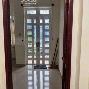 nhà trệt lầu gần đường kha vạn cân hiệp bình chánh gần chợ hiệp bình phạm văn đồng tiện làm cty vp