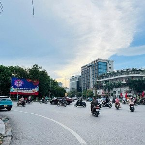 hiếm! nhà phố mặt trường thi - đoạn kinh doanh sầm uất nhất