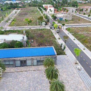 chủ ngộp lắm rồi bán cắt lỗ 300tr lô đất 108m2