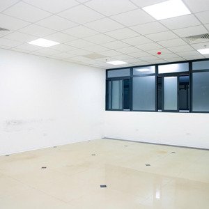 Cho Thuê Văn Phòng Mini 45m² Tầng 9 Không Gian Lý Tưởng Cho Freelancer, Nhóm Làm Việc Nhỏ