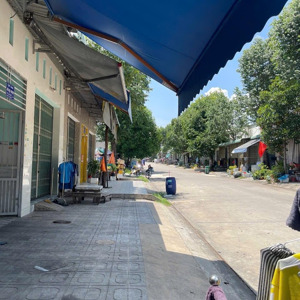 cần tiền kinh doanh bán căn nhà trọ khu mỹ phước 3 thu nhập ổn định 8,5tr/tháng