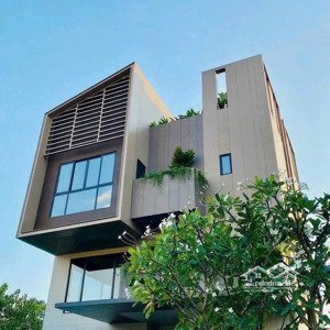 bán biệt thự 3pn, 3wc, 240m2 tại sycamore bình dương, 18 tỷ vnd