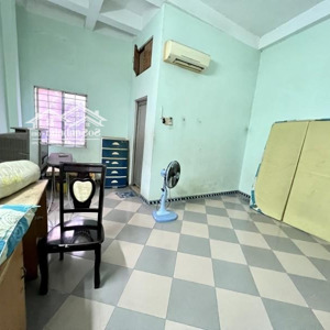 mặt tiền 6 tầng chợ tân bình chủ gấp bán giá siêu rẻ - ô tô ngủ nhà - chỉ bằng giá hẻm