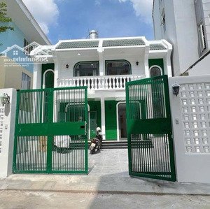 chính chủ cần cho thuê nhà nguyên căn full nội thất mới 100% quận 2 đường nguyễn tư nghiêm