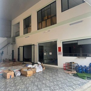 Cho Thuê Gấp Nhà Xưởng Ngoài Khu Công Nghiệp đức Hòa, Giá Còn Tl
