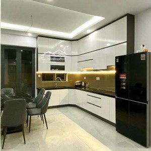 bán nhà mới gói 8, mỹ gia 3 tầng hiện đại, full nội thất giá chỉ 6,5 tỷ đang cho thuê 20tr/th
