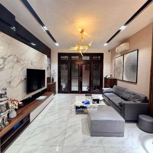 bán nhà hàm nghi, rất hiếm nhà bán, 40m2, dân xây, ngõ thông tứ tung. gần ô tô, giá chỉ 8.8 tỷ