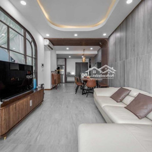 chính chủ bán căn hộ everrich quận 11, 150m2, 3pn,3wc , giá 9 tỷ3 sổ hồng lh: hương : 