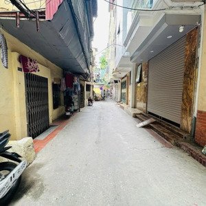hào nam - giảng võ ô tô ngủ trong nhà. diện tích 45m x 5 tầng. giá 14 tỷ hơn. lh 