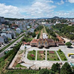 Cho Thuê Nhà Mặt Tiền Nguyên Căn K/v Trung Tâm Thành Phố đà Lạt
