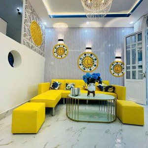 Bán Nhà Lầu đẹp 4 X 16 Shr, Gần Ngã 3 Tân Kim Ql50 Tt. Cần Giuộc. Giá Tốt 1 Tỷ 980 - Lh: 