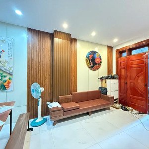 lê đức thọ 6 tầng - lô góc cách phố 20m sổ nở hậu nhà mới xây, chủ thiện trí .