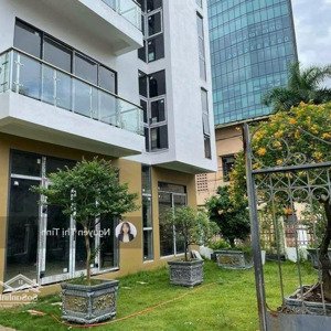 chính chủ gửi bán biệt thự sân vườn đối diện bộ công an, diện tích 188m2, giá 42 tỷ,chủ thiện trí b