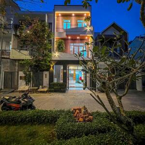 Nhà siêu đẹp - giá siêu mềm