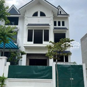 E Chính Chủ Cần Bán Nhà Xây Thô Tại Khu đô Thị Mới Hoài Nam
