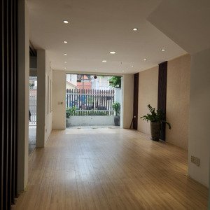 cho thuê nhà kdc him lam 6a - trung sơn, đường lớn 5x20m, trệt 2 lầu giá 25 triệu/tháng