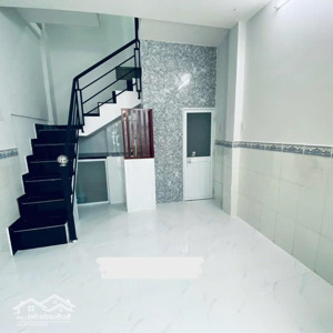 2.8 tỷ có nhà shr 3 tầng lý thường kiệt, nở hậu, hẻm 3m thông