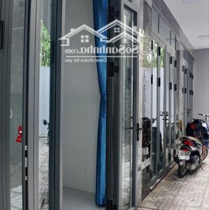 nhà mới xây ở ngay, 2 tầng, đất dân cư hiện hữu, hẻm lớn đ. lưu hữu phước