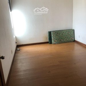 phòng 18m2 giá 2,9tr/th ở 187a lê văn lương, ib mình nhé 
