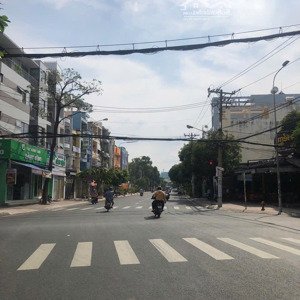 Chủ Cần Cho Thuê Nhà Nguyên Căn 2 Lầu Mặt Tiền đs 26 Khu Bình Phú Giá 16tr P11 Q6 Kd Dễ