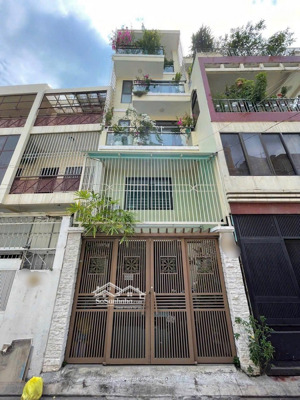 tin that 100% bán nhà mặt tiền gần huỳnh văn bánh pn, dt: 4x12,5m , 4 tầng st, 5 phòng, chỉ 14,5 tỷ