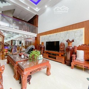 hxt6m thông, phạm văn bạch, tân bình. 5x22m. 4tầng mái đúc. tặng full nội thất gỗ. chỉ 13tỷ5.